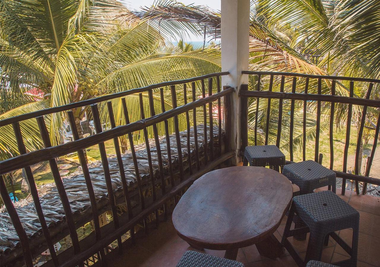 Marbella Eco Lodge 蒙特里科 外观 照片
